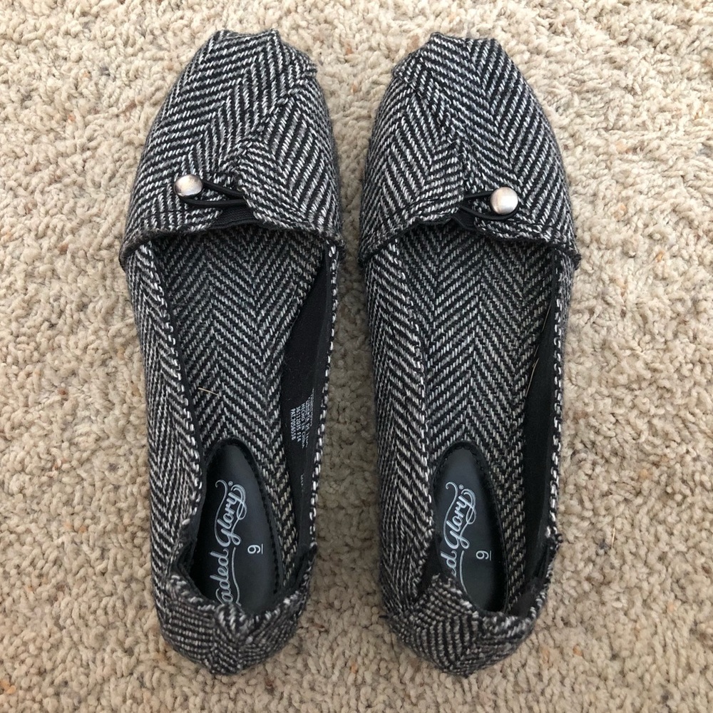 Black/White/Gray Herringbone Flats